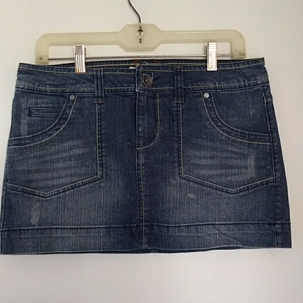 Lei denim mini skirt